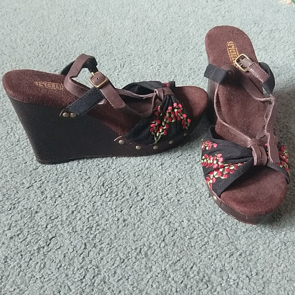 Seychelles Heels